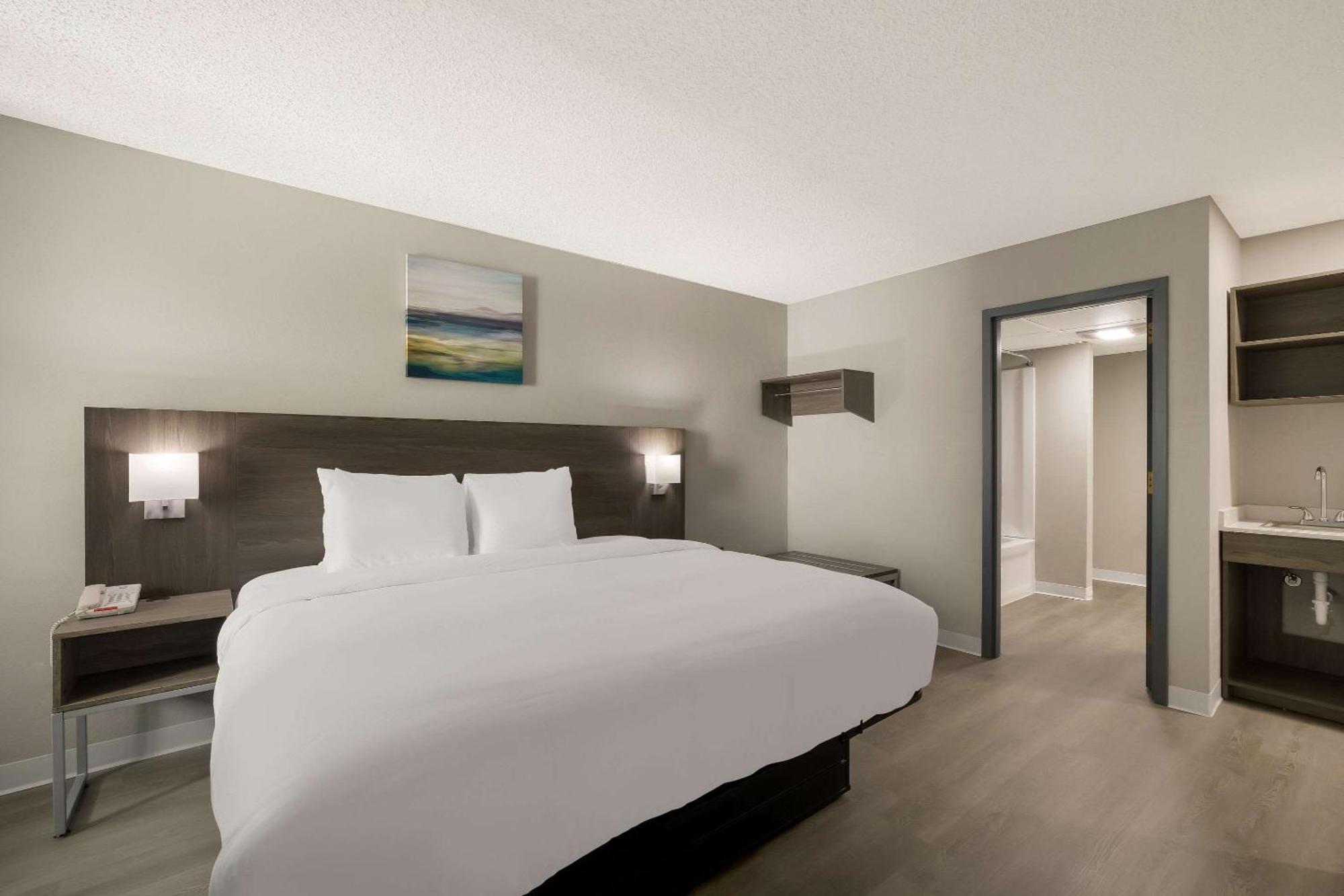 Suburban Studios Milwaukee Airport Extérieur photo